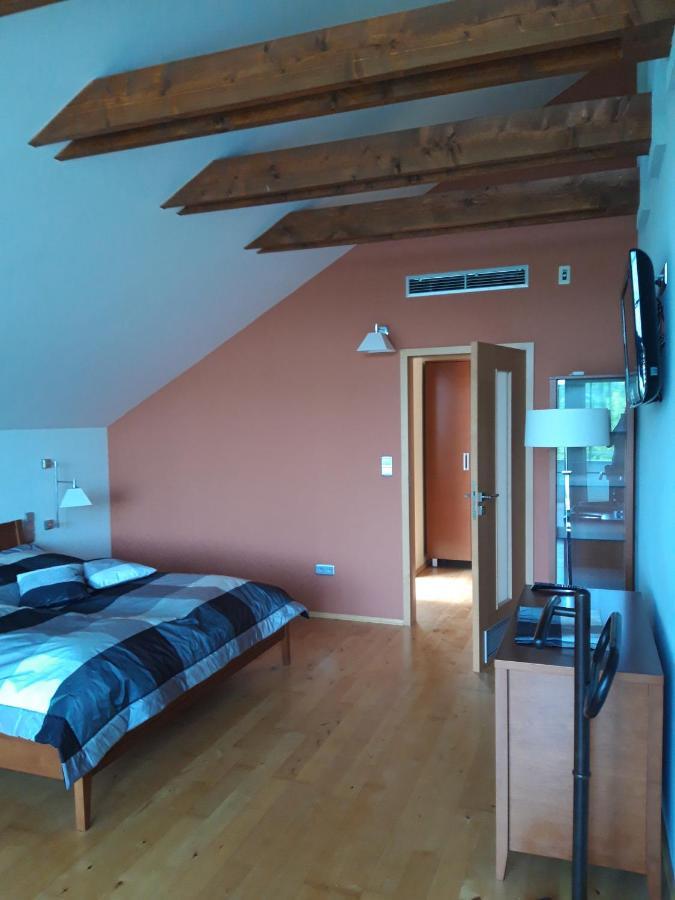 Apartmany Puerto Senec Eksteriør bilde