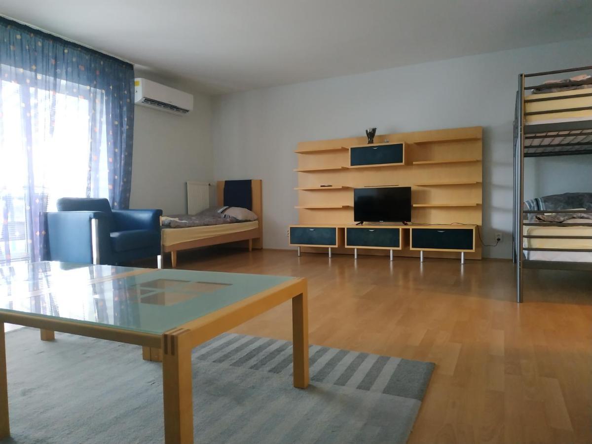 Apartmany Puerto Senec Eksteriør bilde